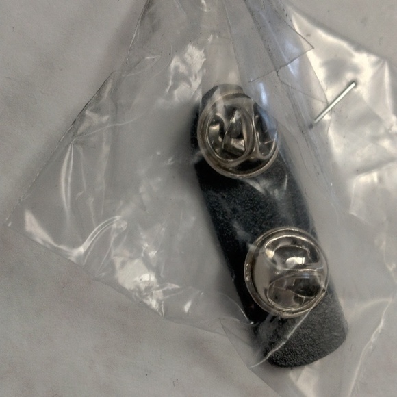 Ripper Skateboard pin - Picture 2 of 2